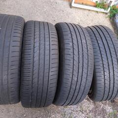 ﾎﾞｸｼｨ ﾉｱ ｵﾃﾞｯｾｲ等weds18ｲﾝﾁﾎｲｰﾙﾀｲﾔ4本セット中古品