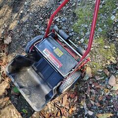 バロネス　手動式芝刈機