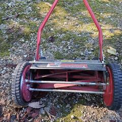 バロネス　手動式芝刈機