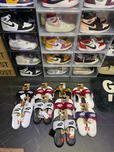 NIKE☆べナッシ☆1足¥3000☆コレクション整理☆お揃い☆カップルへのプレゼントに♪