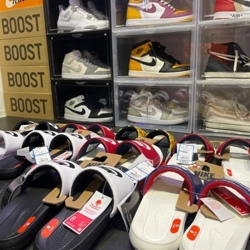 NIKE☆べナッシ☆1足¥3000☆コレクション整理☆お揃い☆カップルへの