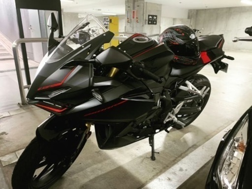 ホンダcbr250rr/750km/23年式