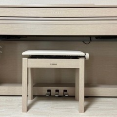 ほぼ未使用電子ピアノ　ヤマハ　CLP-645WA  