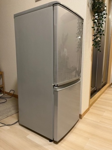 冷蔵庫 SHARP製 2019年