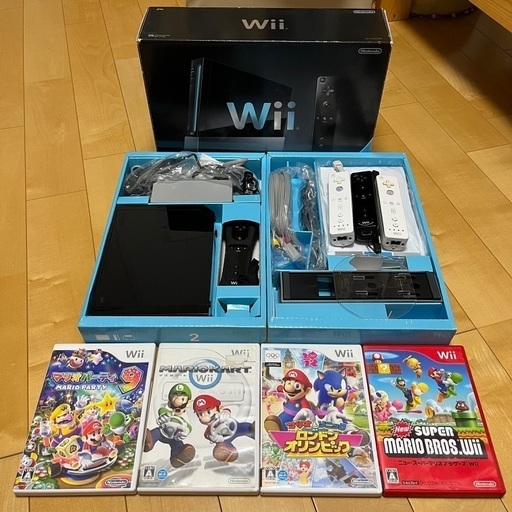 本命ギフト Wii一式、リモコン4つ、ソフト4種付き Wii - buchberggrill.de