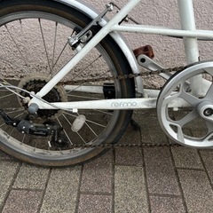 屋根付き保管】街乗り ミニベロ refmo ホワイト ナンバーロック付き