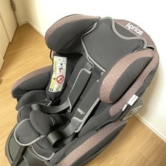 アップリカ フラディア グロウ ISOFIX 360℃ セーフティ シリーズ