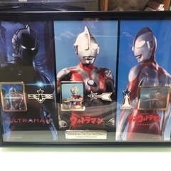 円谷フィールズウルトラマンピンバッジセット