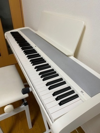 【定価¥57,000】電子ピアノ88鍵盤、ペダル有、椅子付属