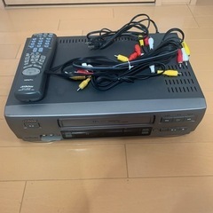 Victor VHS ビデオカセットレコーダー　HR-F8 ジャンク品