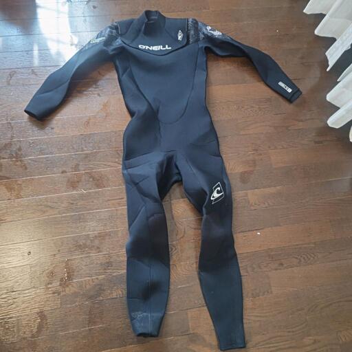 新品 １６０００円