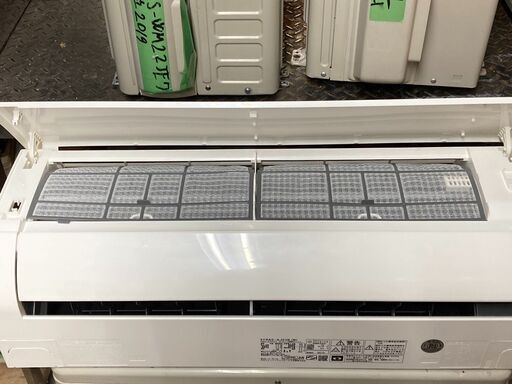 K04435　日立　中古エアコン　主に6畳用　冷房能力　2.2KW ／ 暖房能力　2.2KW