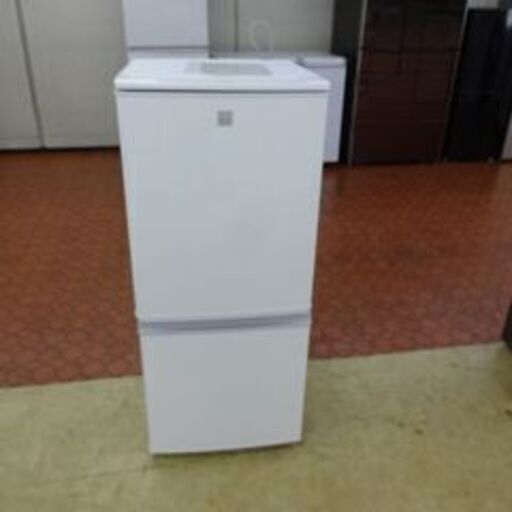 【送料無料】 ID344631　２ドア１３７Ｌ（２０１７年シャープ製） 冷蔵庫
