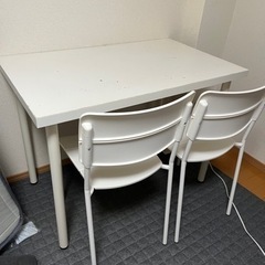 IKEA テーブルと椅子2つセット