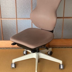 ★綺麗 高級オフィス家具 ITOKI イトーキ エフチェア 