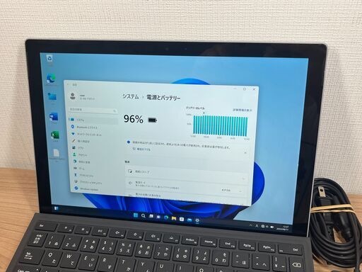 美品〉Microsoft Surface Pro5第７世代  8GB/256GB i5 キーボード付け　Office2021 Windows11