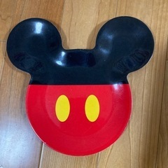 ディズニーランド　ミッキー　プラスティック皿