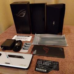 ROG Phone 6 12gb / 256gb + Kunai 3 Gamepad for ROG Phone 6 + AeroActive Cooler 6 セット
