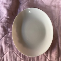 白いお皿　C