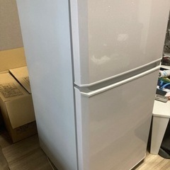 故障品　冷蔵庫　2016年Haier製　JR-N106K(W)