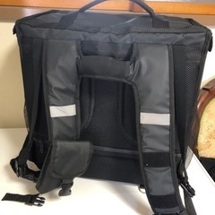 Uber eats ウーバーイーツ新品　ヘルメット配達用バックセット
