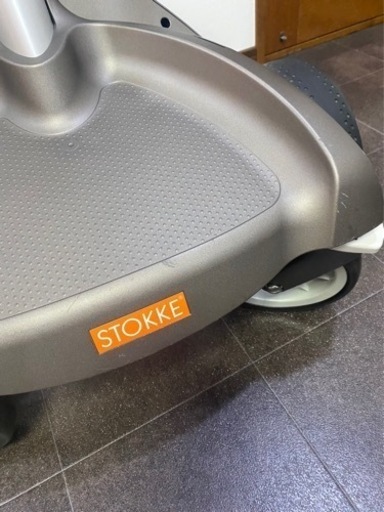 ストッケ STOKKE エクスプローリー V4