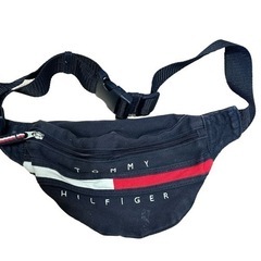 TOMMY HILFIGER 肩掛けカバン