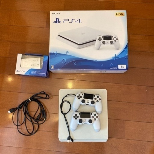 PS4  （1TB）コントローラー2個付き　箱あり
