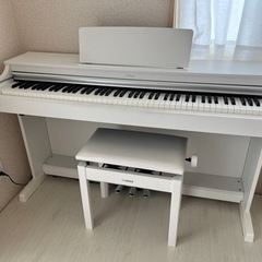 【再お値引き】ヤマハ　電子ピアノ　ホワイト