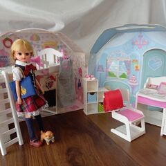 リカちゃんドールハウス+リカちゃん人形、洋服、小物などセット