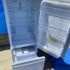 2019年製?シャープ冷蔵庫 167L SJ-17E6-KW つけかえどっちもドア(0809c)