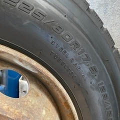 225/80r17.5DLオールシーズンタイヤ2022年製造ツブ有り