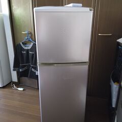 型式：SR-141G(SB)　冷蔵庫　無料