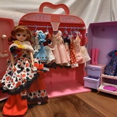 リカちゃんドレスルーム+リカちゃん人形+ドレスなどセット