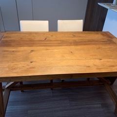 4人がけデザイナーズダイニングセット　椅子2脚つき