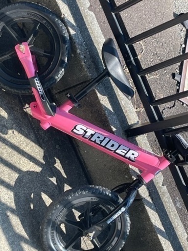 【値下げ】ストライダー　ヘルメット、プロテクター付き