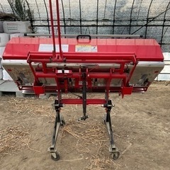 肥料散布機　ニプロライムソワー FT 1607H