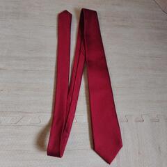 シルクのネクタイ