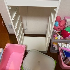 IKEA トロファスト