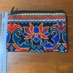 ウズベキスタン  刺繍ポーチ