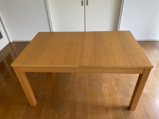 IKEA BJURSTA ビュースタ 伸長式テーブル (Ishitomo) 茗荷谷のテーブル