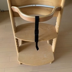 子供用　木の椅子