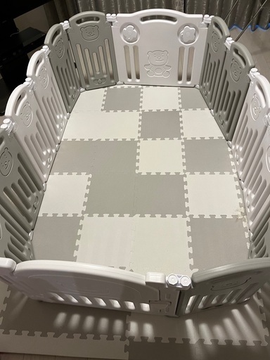美品　たためるベビーサークル　折りたたみ