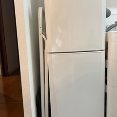 【取引終了】2008年製　三菱ノンフロン冷凍冷蔵庫　MR-14N-W形