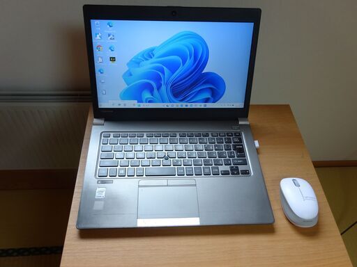【仕様見直し】軽量、高性能のモバイルノートパソコン。dynabook R63/P Windows11pro64ビット