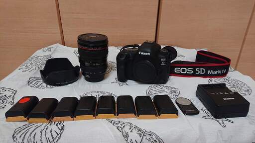 Canon 5DmarkⅣ＋EF24-105mmLと写真の物全部