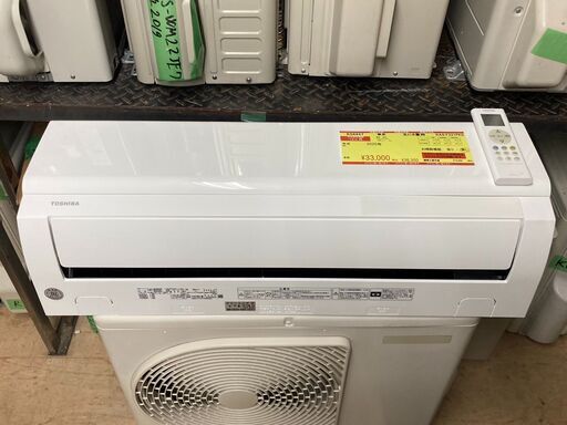K04447　東芝　中古エアコン　主に6畳用　冷房能力　2.2KW ／ 暖房能力　2.2KW