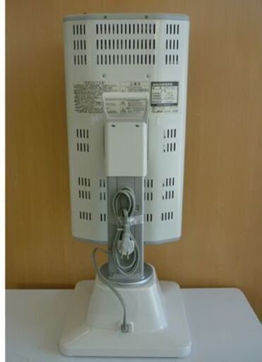 ☆未使用品 ダイキン セラムヒート ERFT11KS 2009年製 DAIKIN 遠赤外線 電気ストーブ 暖房器具　屋内用 角度調整可能 札幌 北20条店