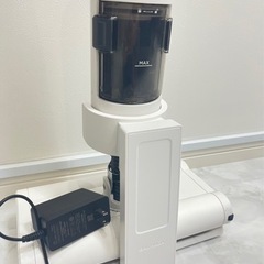 バルミューダ　掃除機　【2022年製】