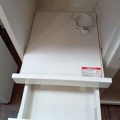 NITORI　キッチンカウンター　ニトリ　１口コンセント付　ホワイト　キッチン収納　サイズ（約）幅８０×奥４２×高１１５　　■近隣配送無料 買取GO‼　栄和店 NITORI キッチンカウンター ニトリ 1口コンセント付 ホワイト